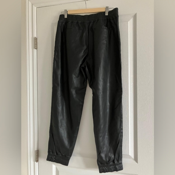Club Monaco black PU leather pants Sz 8 - Picture 2 of 4